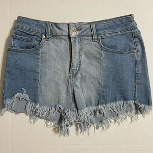 Altar'd State two tone‎ denim shorts size 28